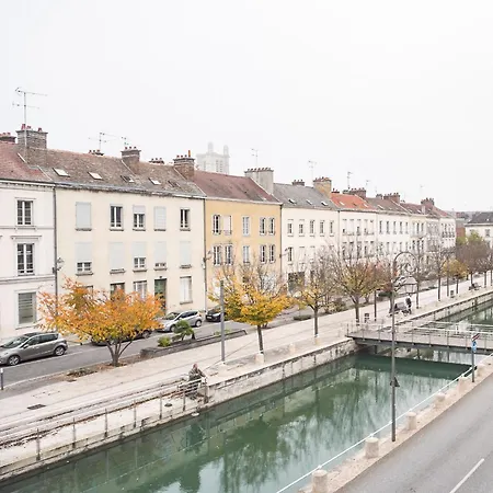 De La Seine - Balcon - Hypercentre - Parking Inclus *